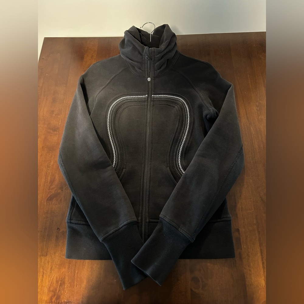 Lululemon Cuddle Up Jacket - Picture 7 of 11